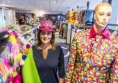 In beeld: Ilona Brouwer van Feestshop Joop Brouwer, bijna 50 jaar een begrip voor feestend Apeldoorn